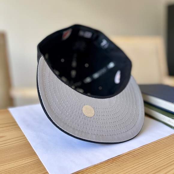 Inter Miami Black/Pink 59FIFTY Fitted Cap - Picture 6 of 6